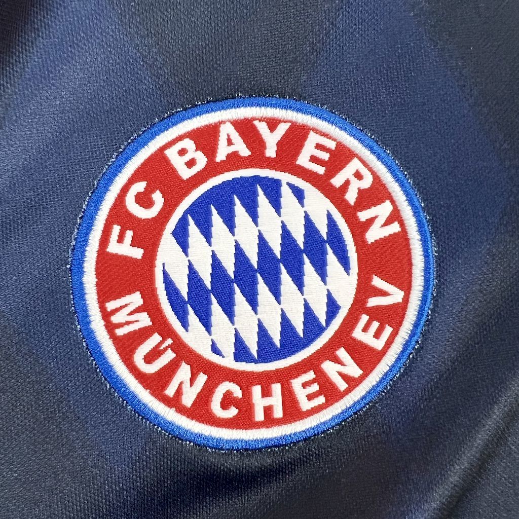 Bayern Munich 1997/99 Home - Retro