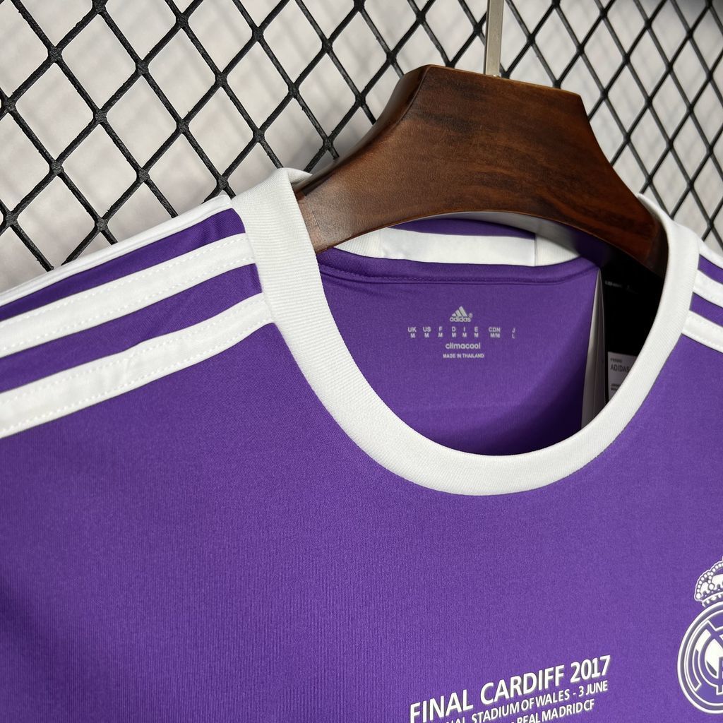 Real Madrid 2016/17 Away - Retro