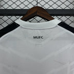 Manchester United 2010/12 Away  - Retro