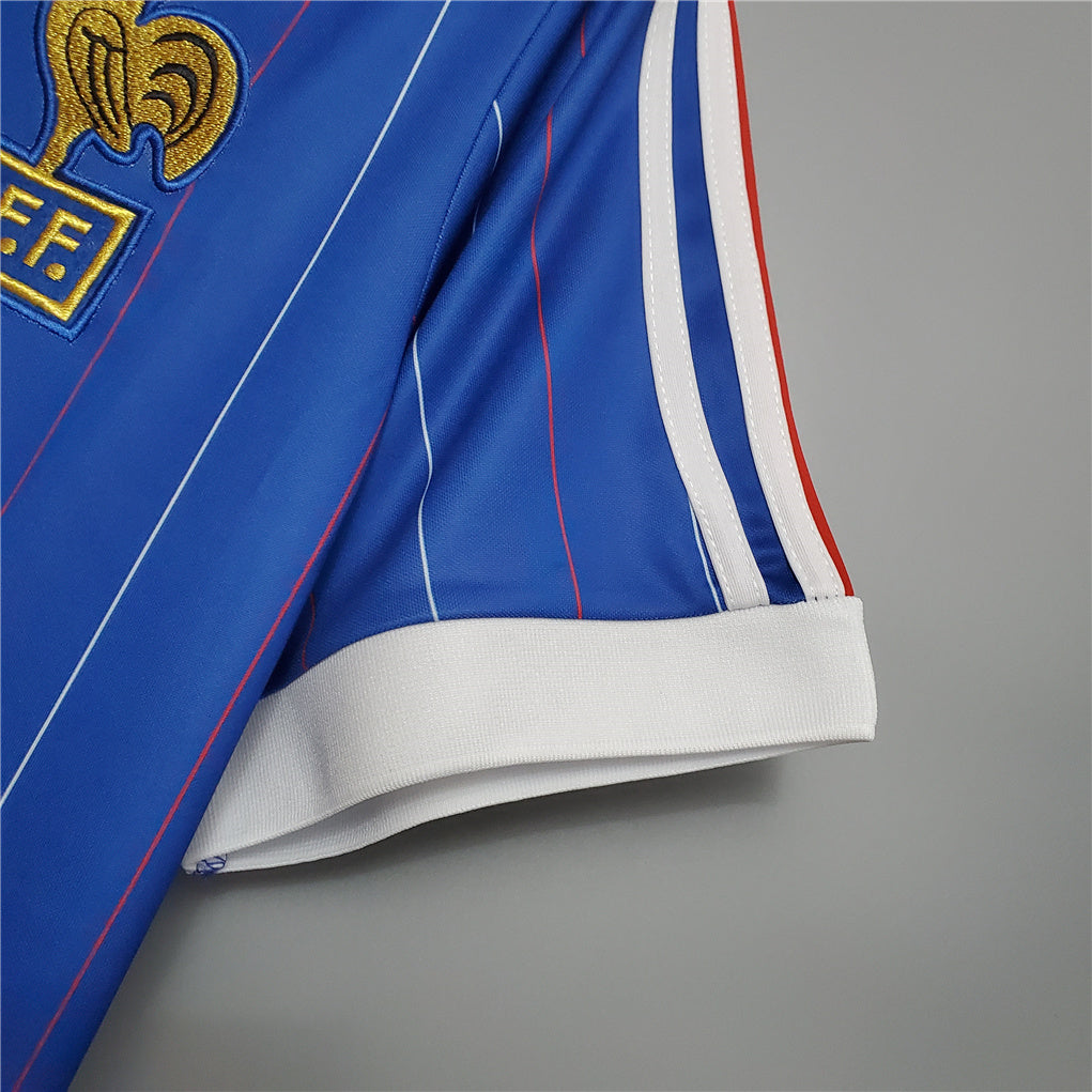 France 1982 Home - Retro