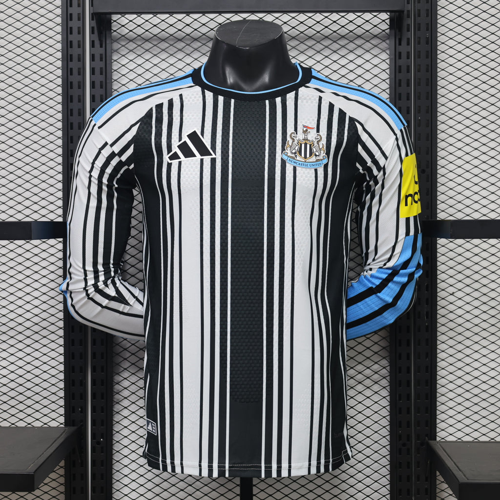 Newcastle United 2026/27 Home Long Sleeve - Player Version