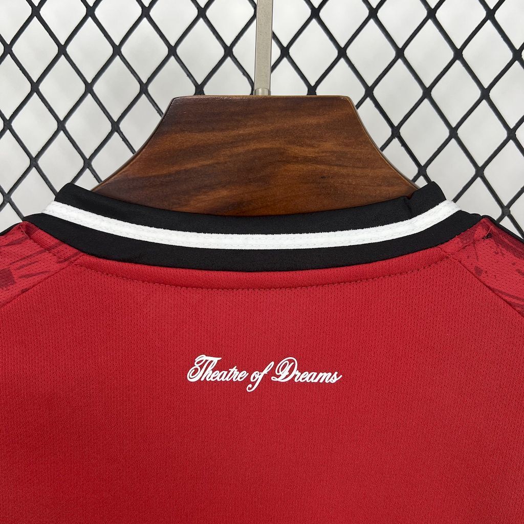 Manchester United 2025/26 Home - Women's Fit