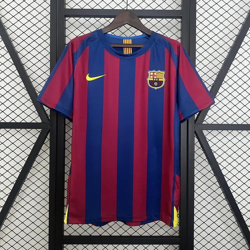 Barcelona 2005/06 Home - Retro