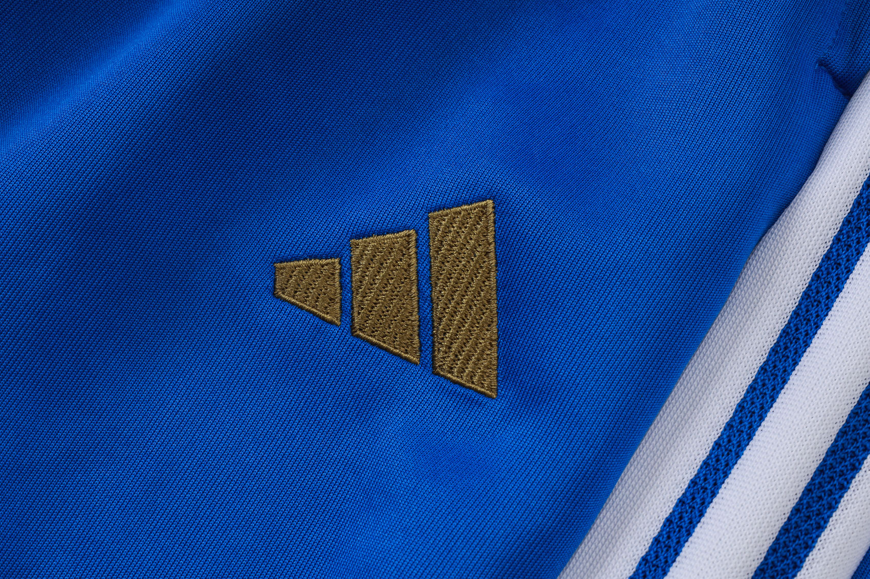 Juventus 2026/27 White/Blue Tracksuit  | Adult + Kids Sizes