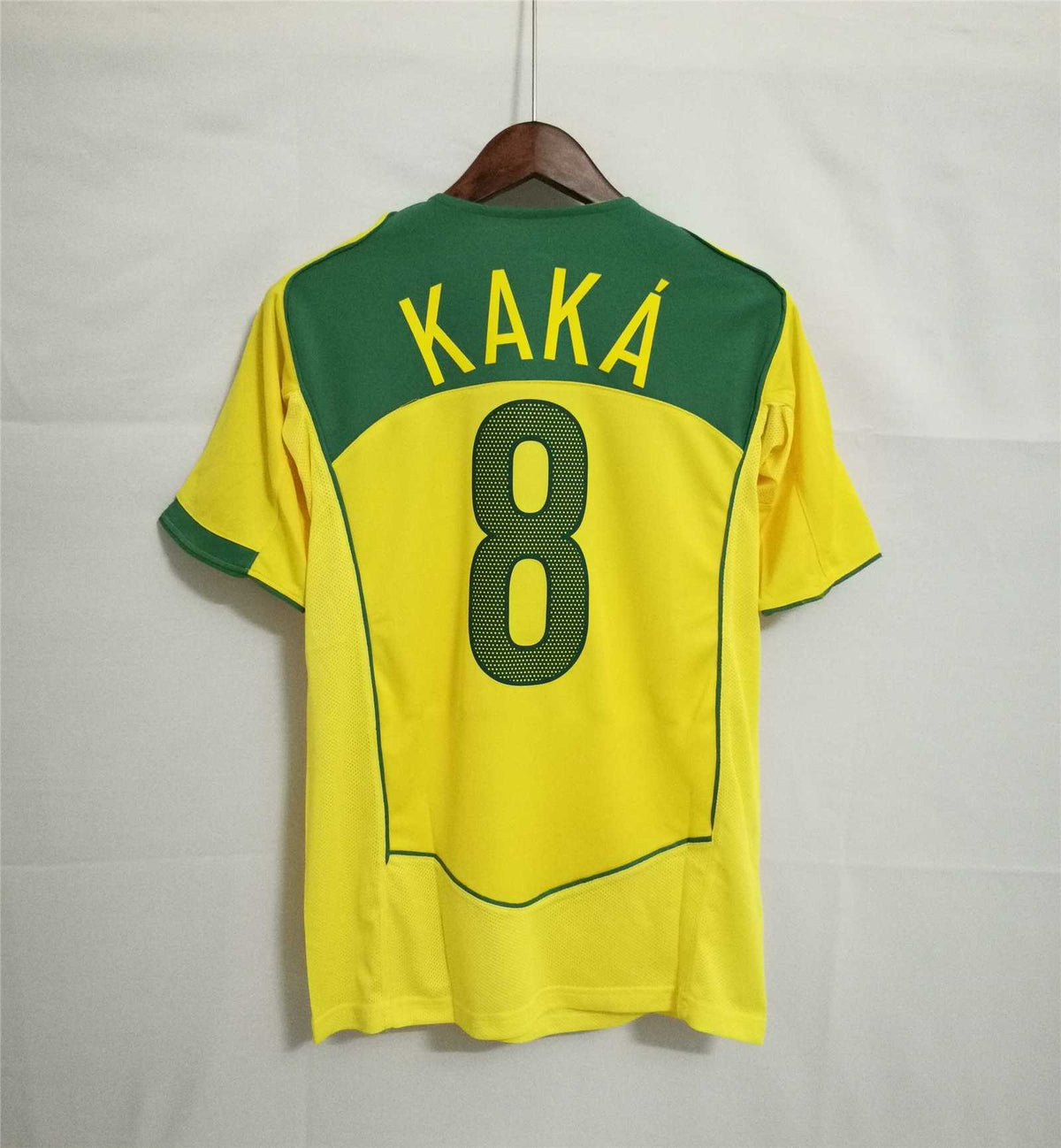 Brazil 2004 Home - Retro