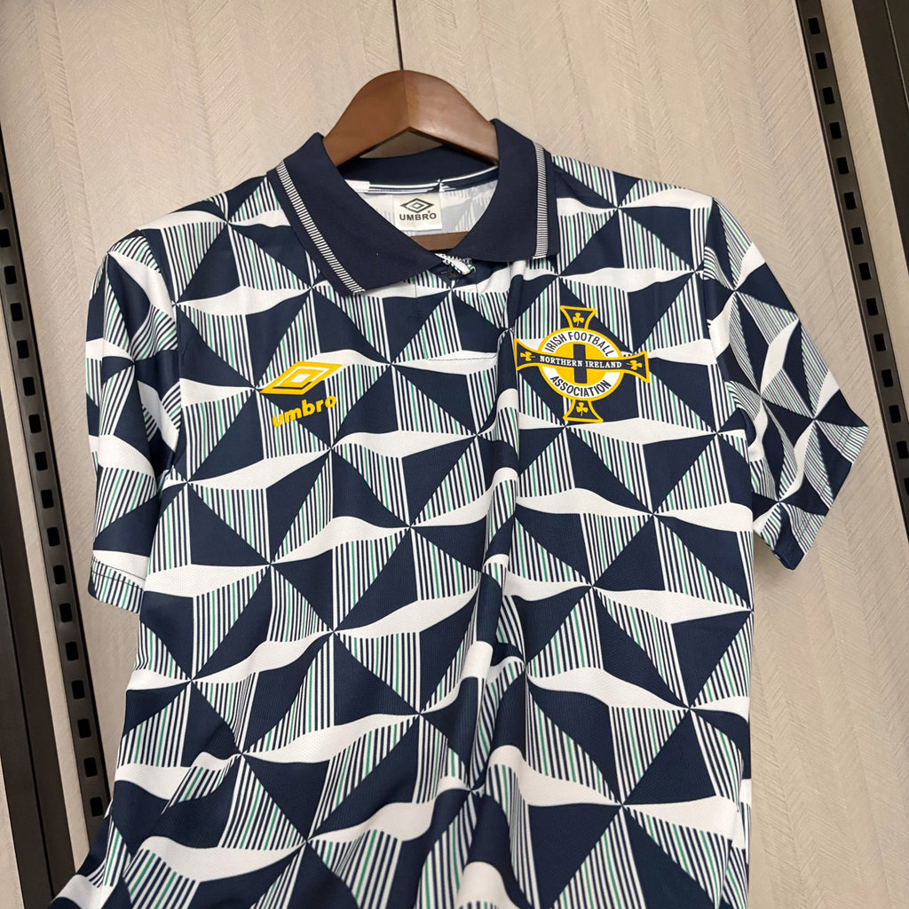 Northern Ireland 1990 Away - Retro