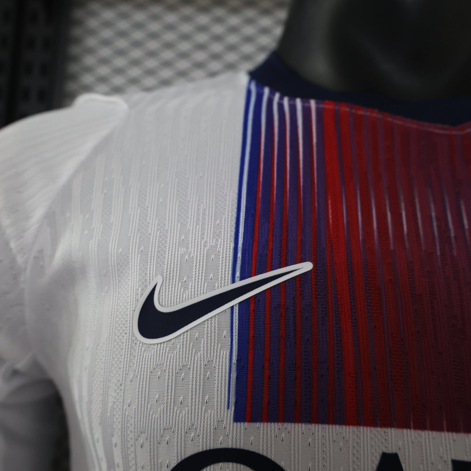 Paris Saint-Germain 2026/27 Away Long Sleeve - Player Version