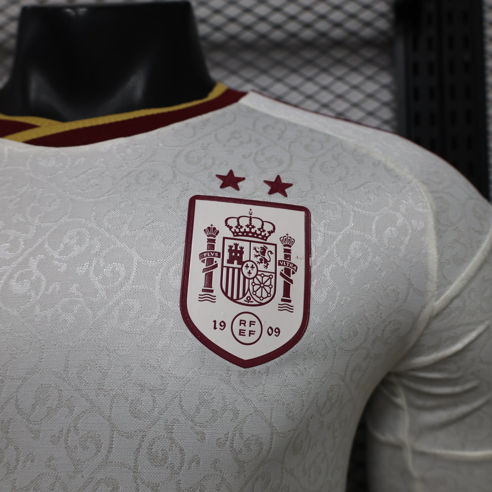 Spain 2026 Away ** 2 Stars + FIFA Champ. Badge Long Sleeve - Player Version