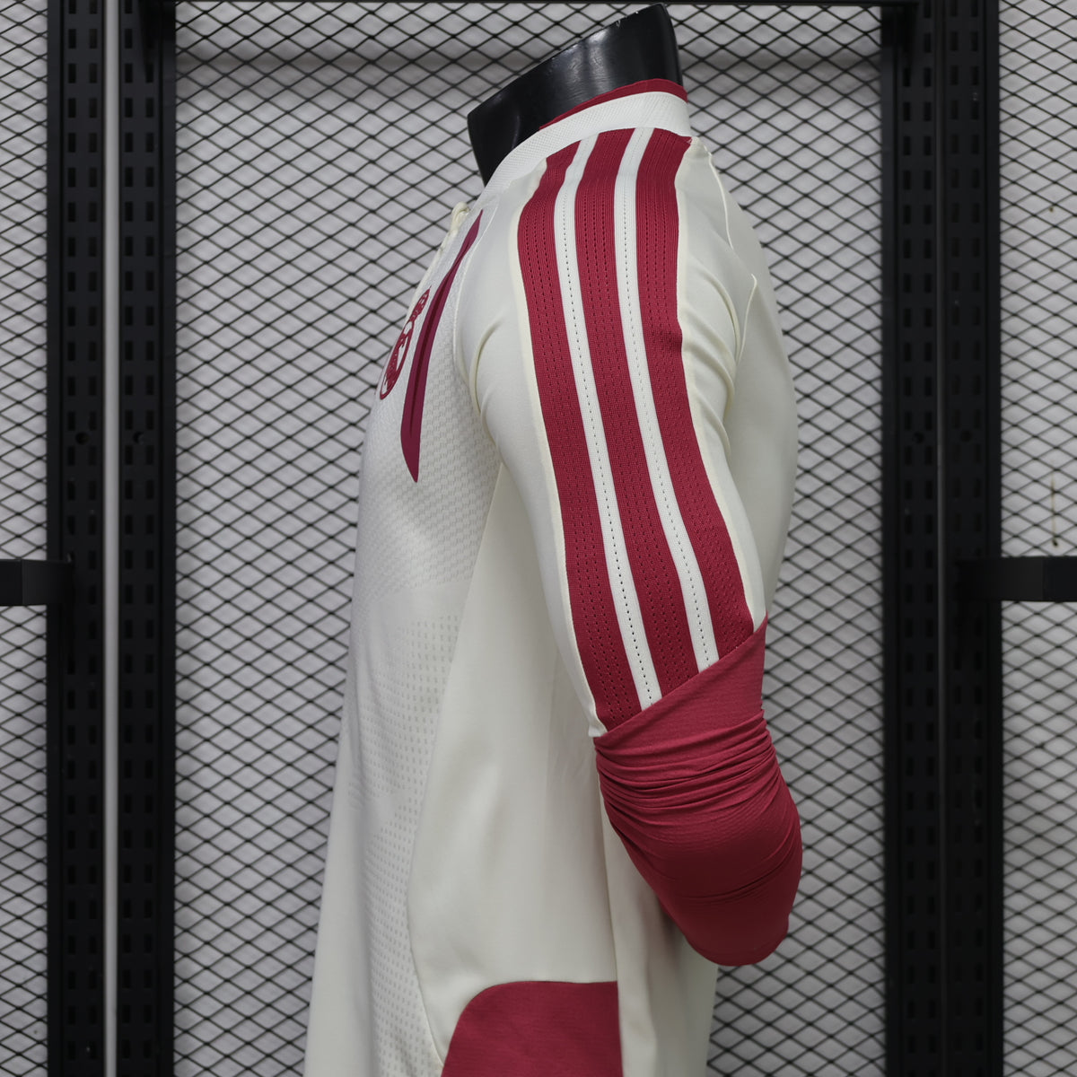Real Madrid 2026/27 White/Pink ¼  Zip Player Version Training Top