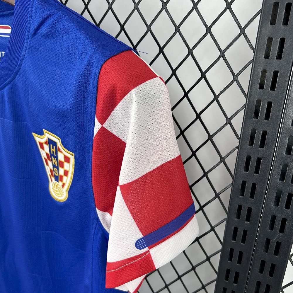 Croatia 2010 Away - Retro