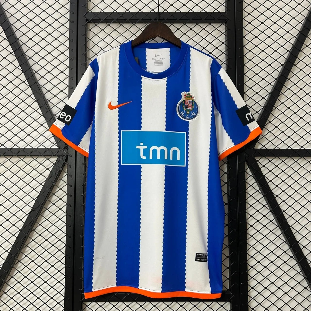 Porto 2010/11 Home - Retro