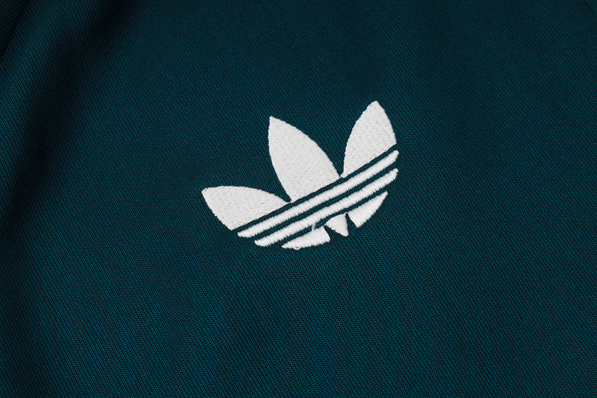Real Madrid 2026/27 Green Originals Tracksuit | Adult and Kids Sizes