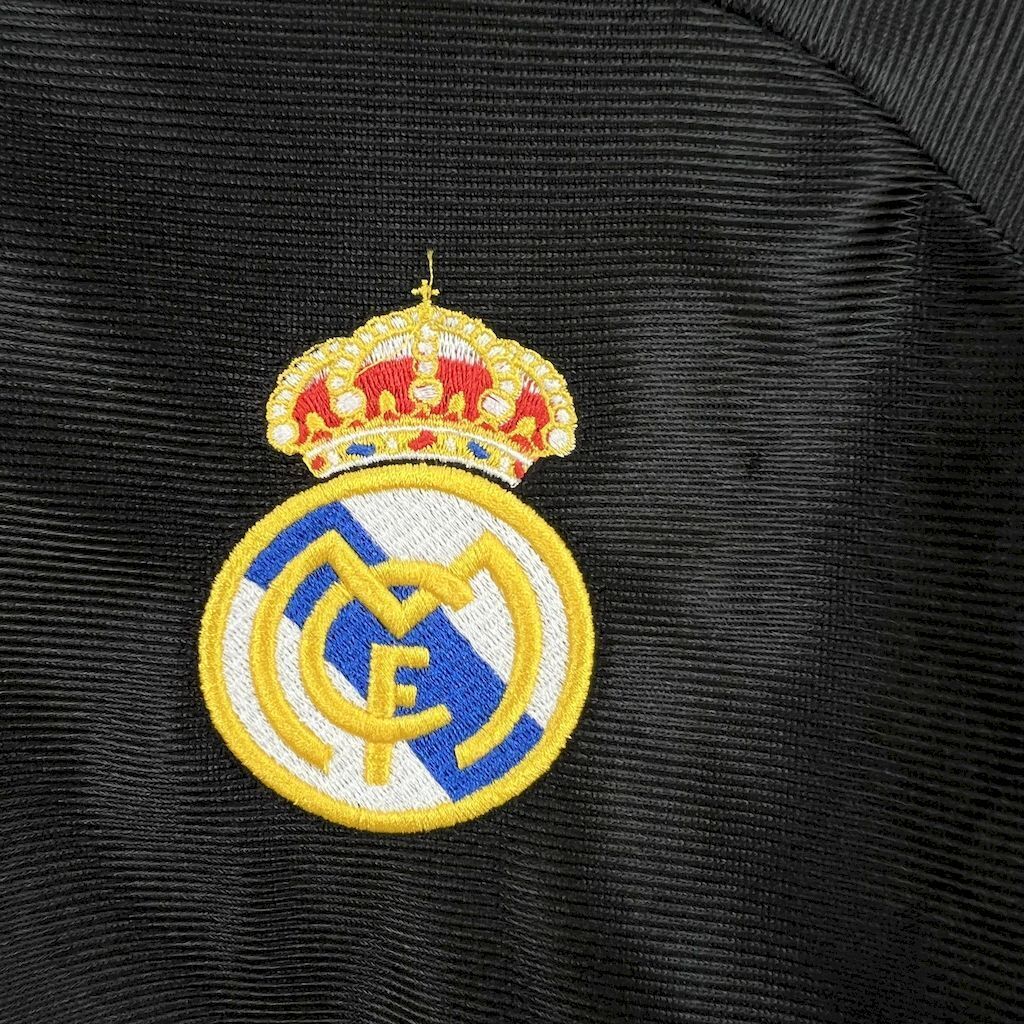 Real Madrid 1998/99 Away Long Sleeve - Retro
