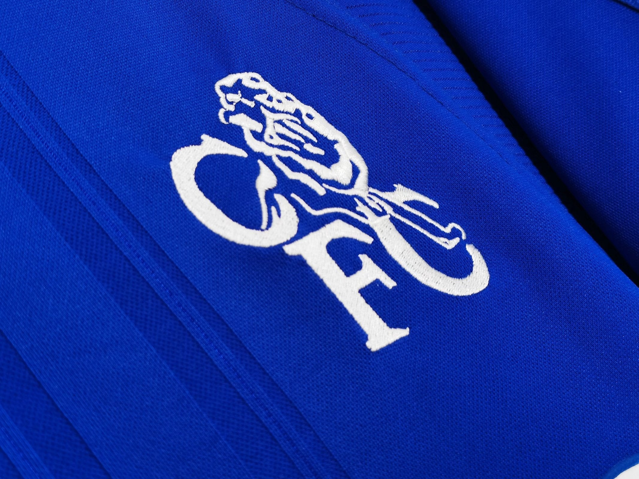 Chelsea 1999/01 Home - Retro