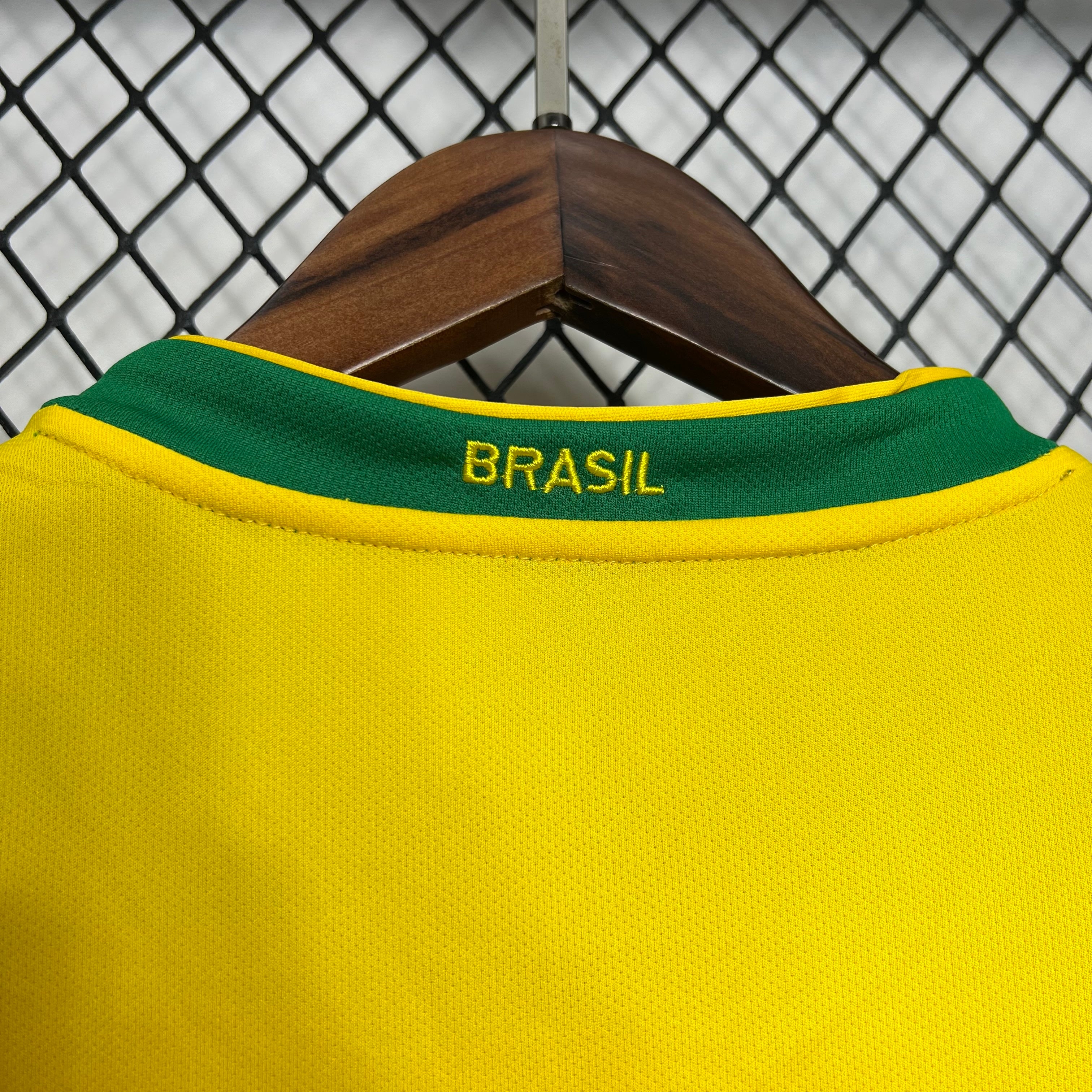 Brazil 2006 Home - Retro