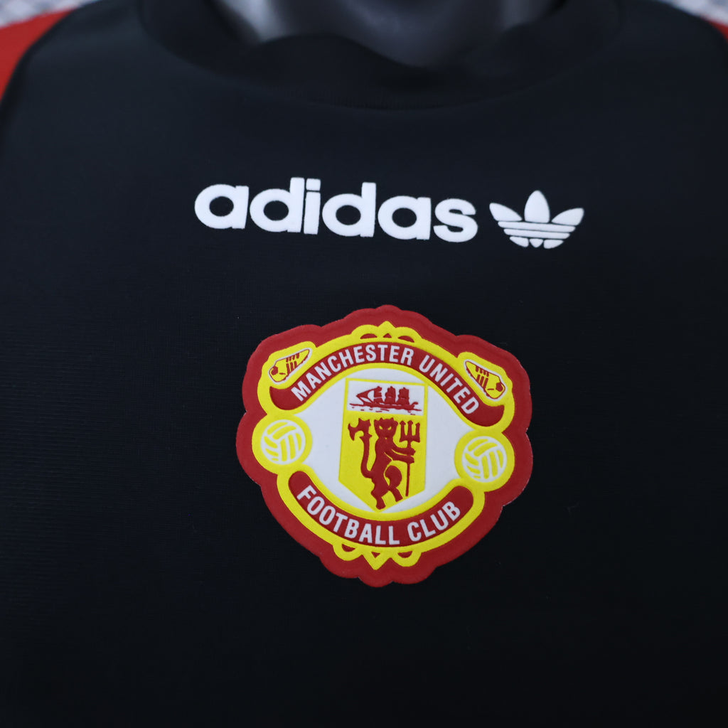 Manchester United 2026/27 Black EQT Shirt - Player Version