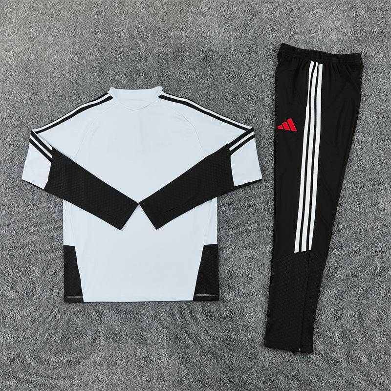 Liverpool FC 2026/27 Grey ¼  Zip Training Set | Adult + Kids Sizes