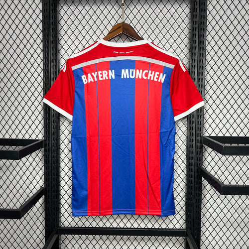 Retro soccer jersey with red and blue vertical stripes, Bayern MUNCHEN on back, crew neck