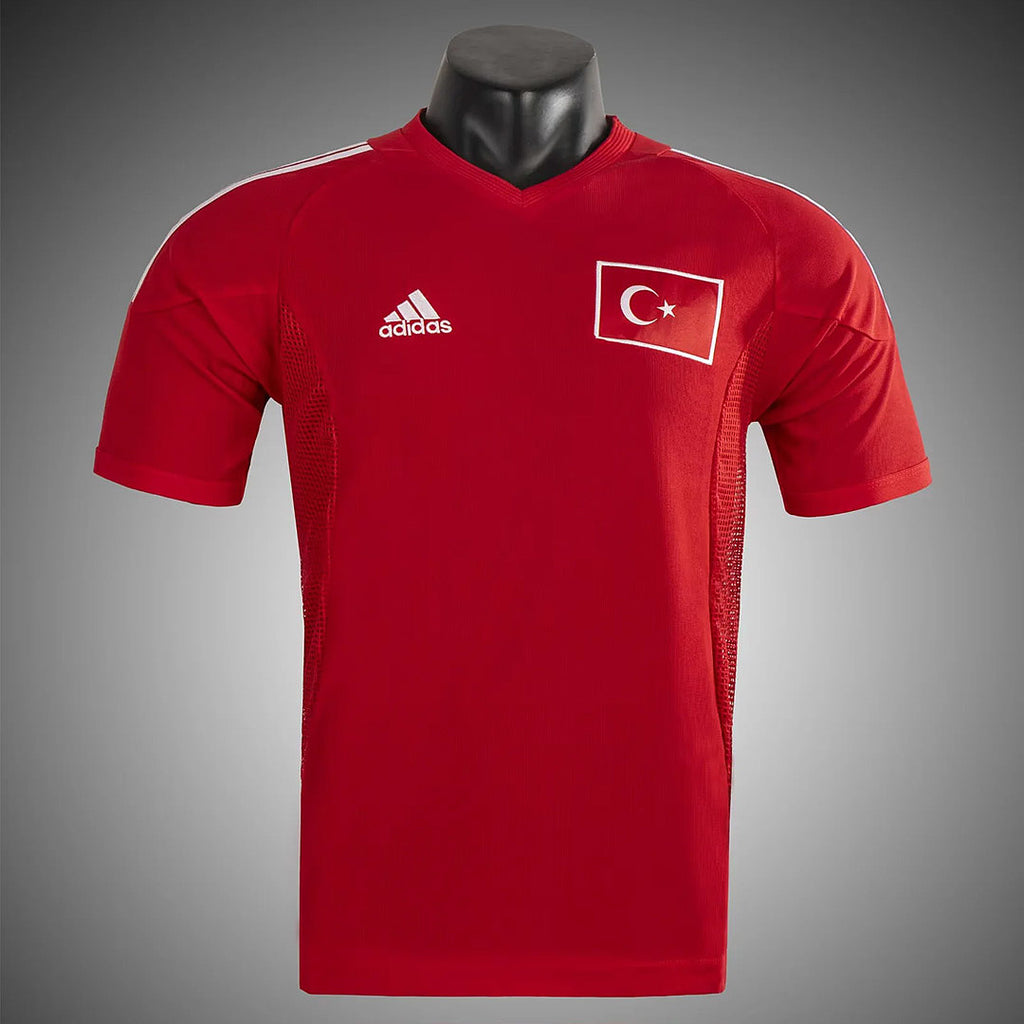 Turkey 2002 Home - Retro