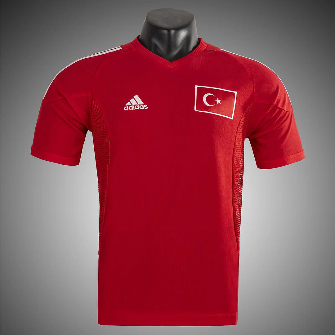Turkey 2002 Home - Retro