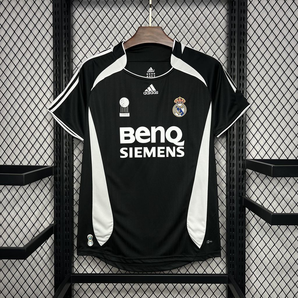 Real Madrid 2006/07 Away - Retro