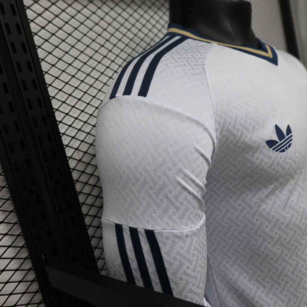Italy 2026 Away Long Sleeve - Player Version