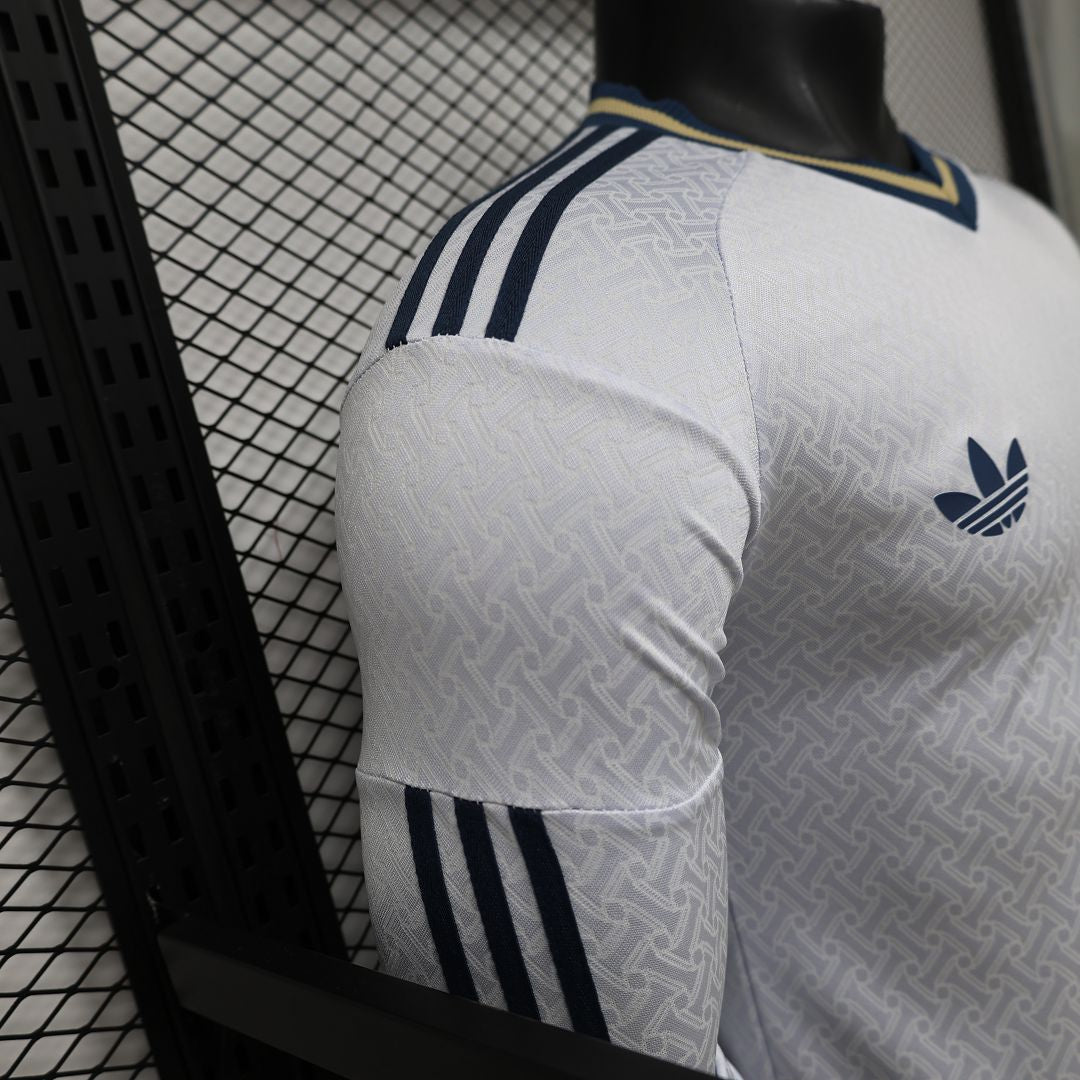 Italy 2026 Away Long Sleeve - Player Version