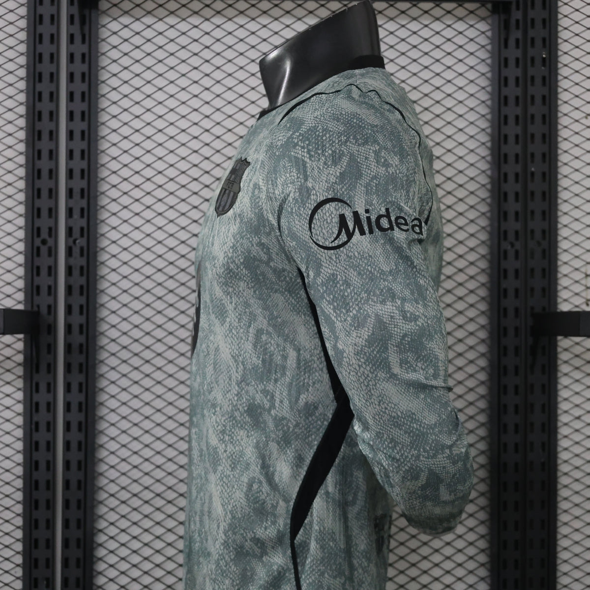 Barcelona 2026/27 Away Goalkeeper Long Sleeve - Player Version