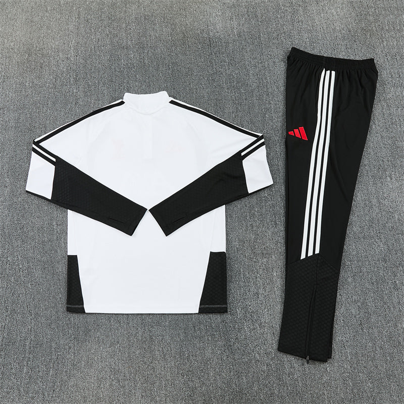Liverpool FC 2026/27 White ¼  Zip Training Set | Adult + Kids Sizes