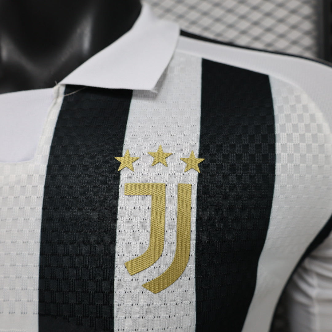 Juventus 2026/27 Home Long Sleeve - Player Version