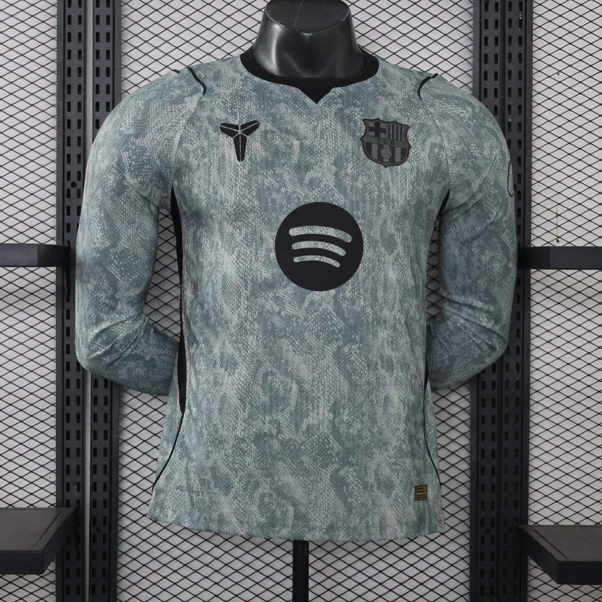 Barcelona 2026/27 Away Goalkeeper Long Sleeve - Player Version