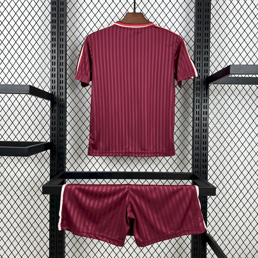 Bayern Munich 2025/26 Terrace Icons - Kid Kit Casual