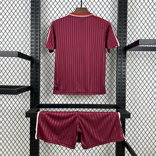 Kids Bayern Munich terrace icons jersey and shorts set, maroon with white trim, back view