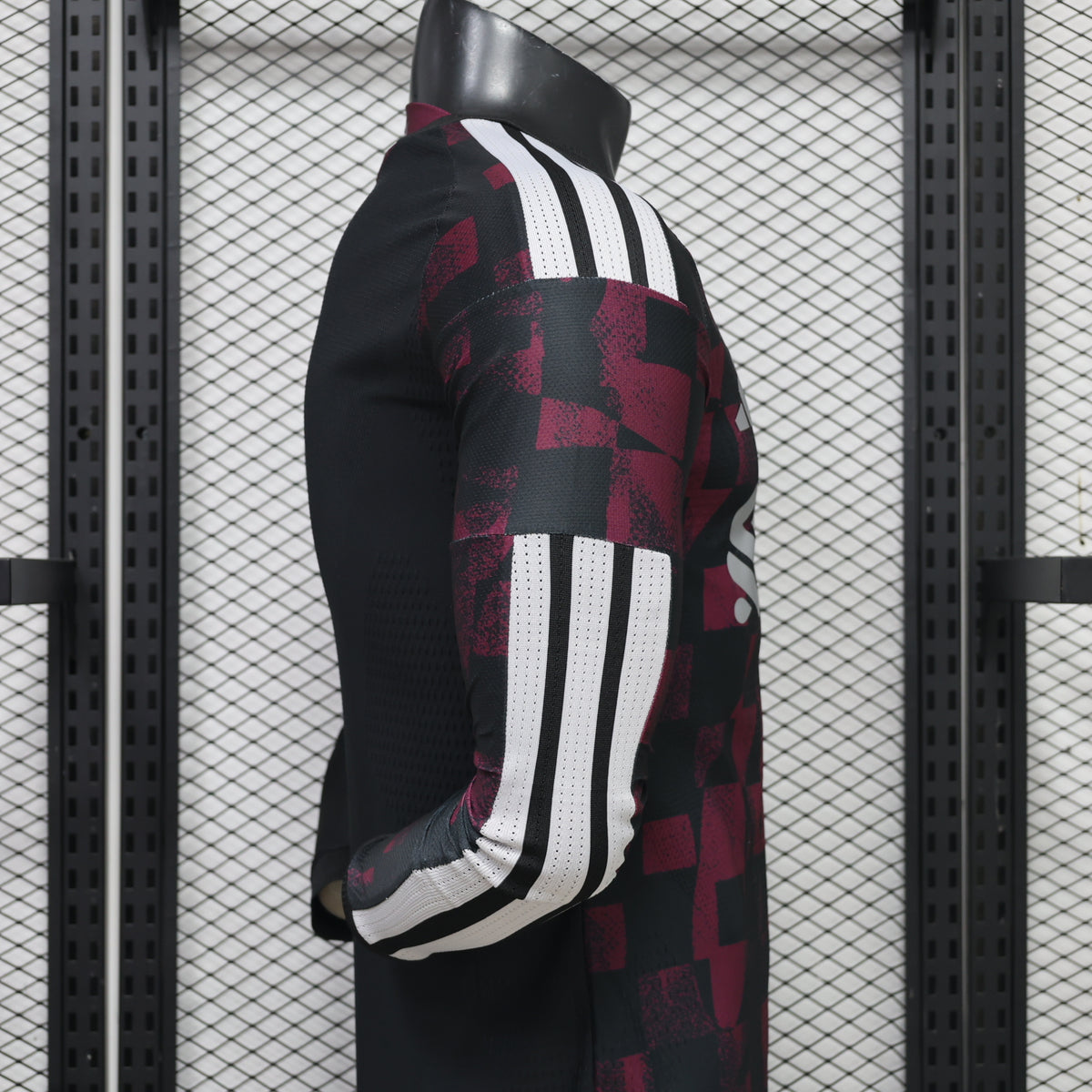 Liverpool FC 2026/27 Third Long Sleeve - Player Version
