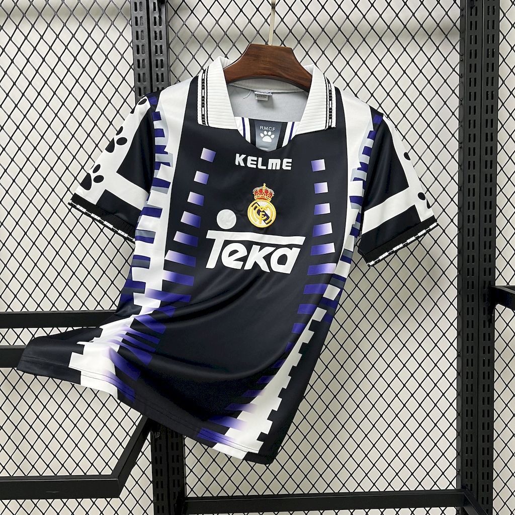 Real Madrid  1997/98 Third - Retro