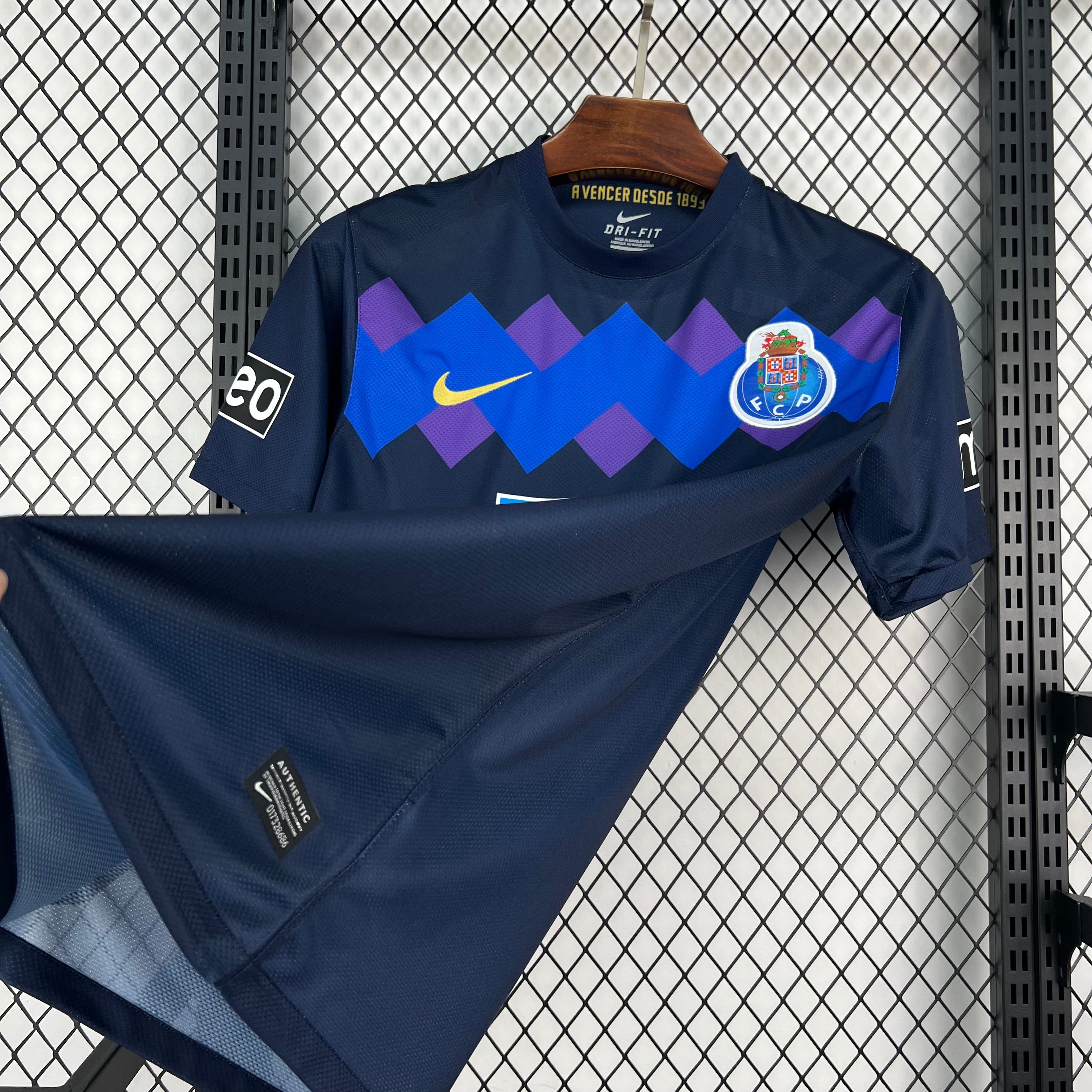 Porto 2011/12 Away - Retro