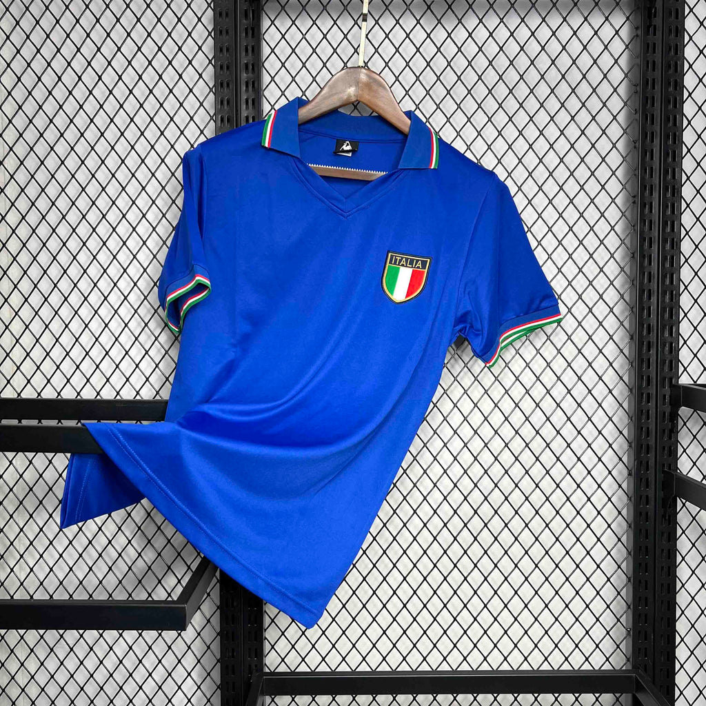 Italy 1982 Home - Retro