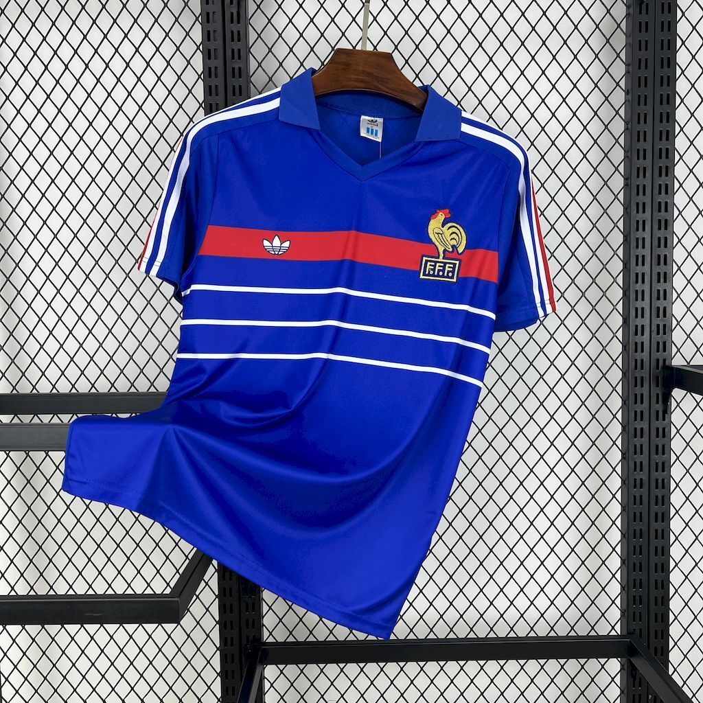 France 1984 Home - Retro