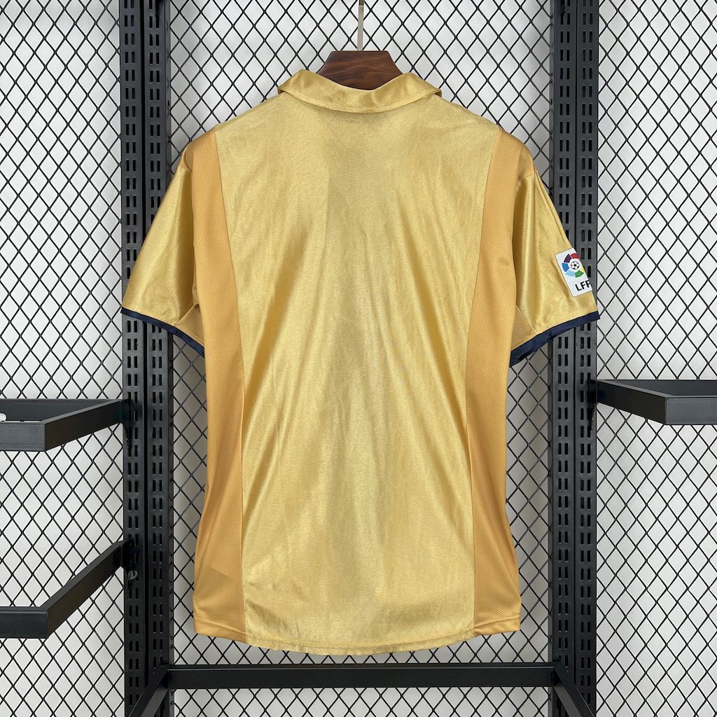 Barcelona 2001/02 Away - Retro