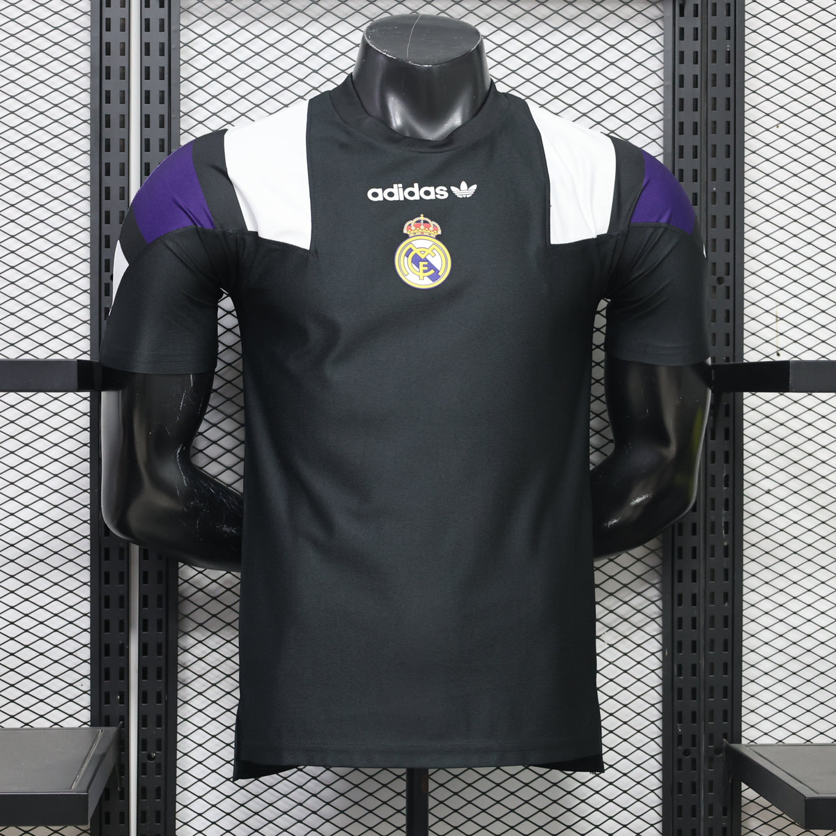 Real Madrid 2026/27 Black EQT Shirt - Player Version