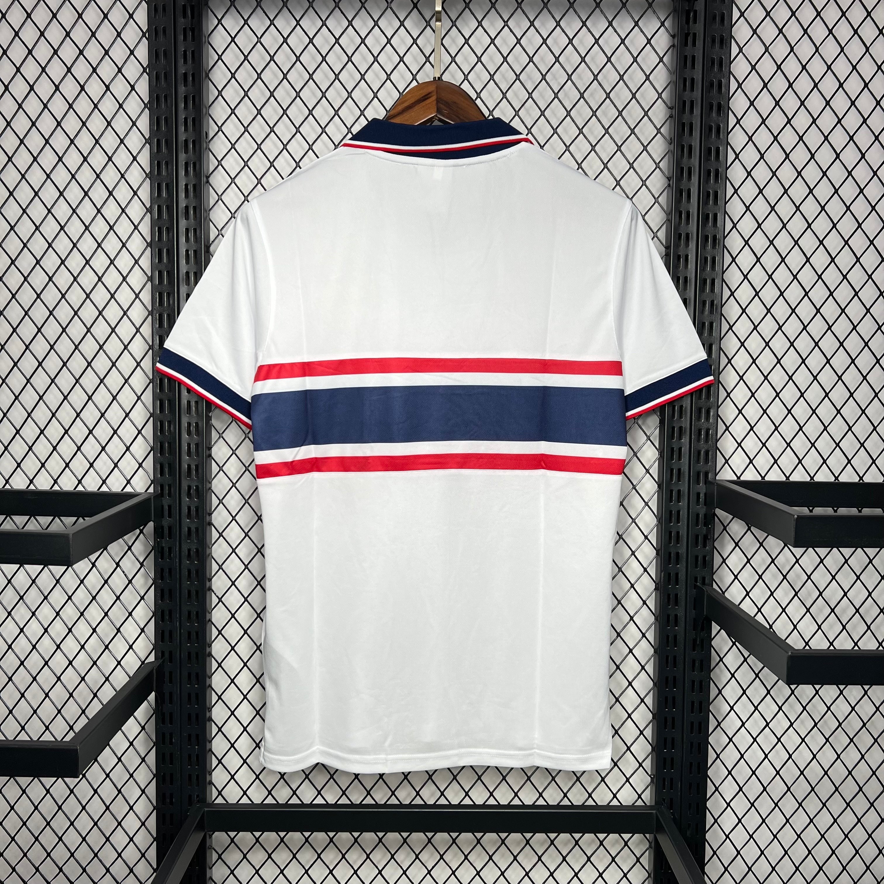 USA 1995 Home  - Retro
