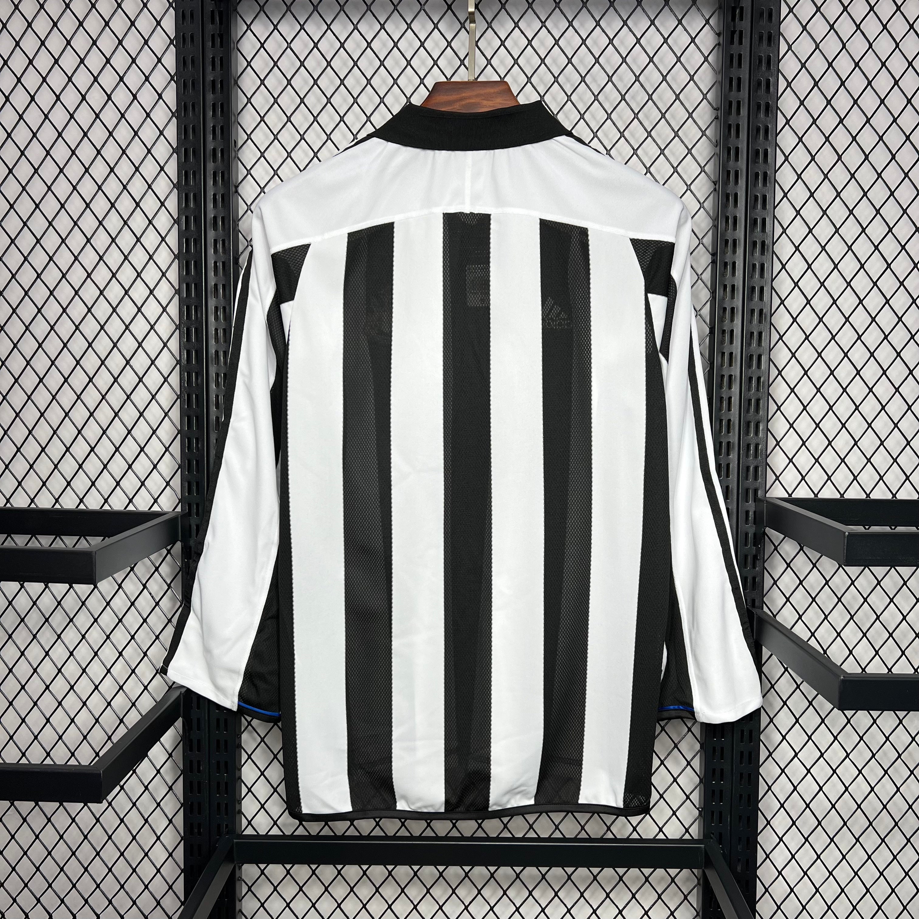 Newcastle United 2003/05 Home Long Sleeve - Retro
