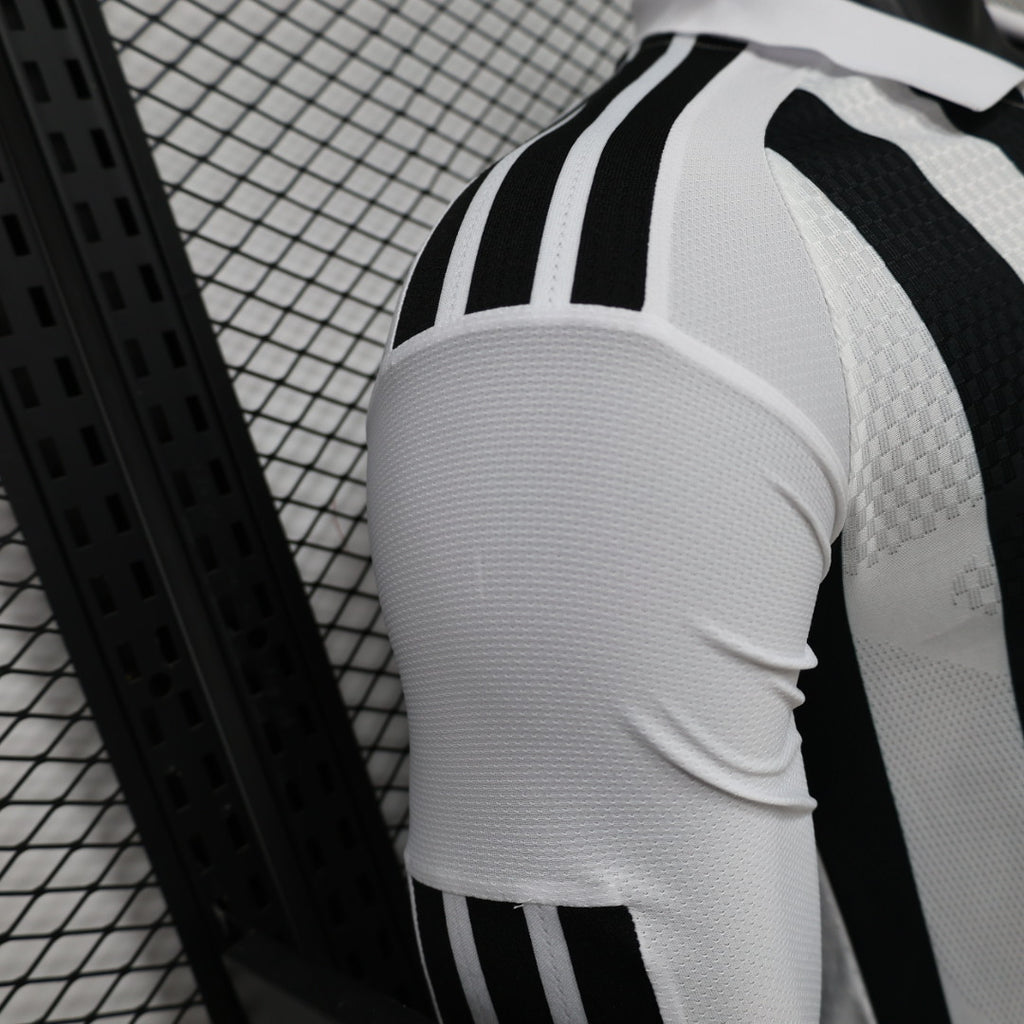 Juventus 2026/27 Home Long Sleeve - Player Version