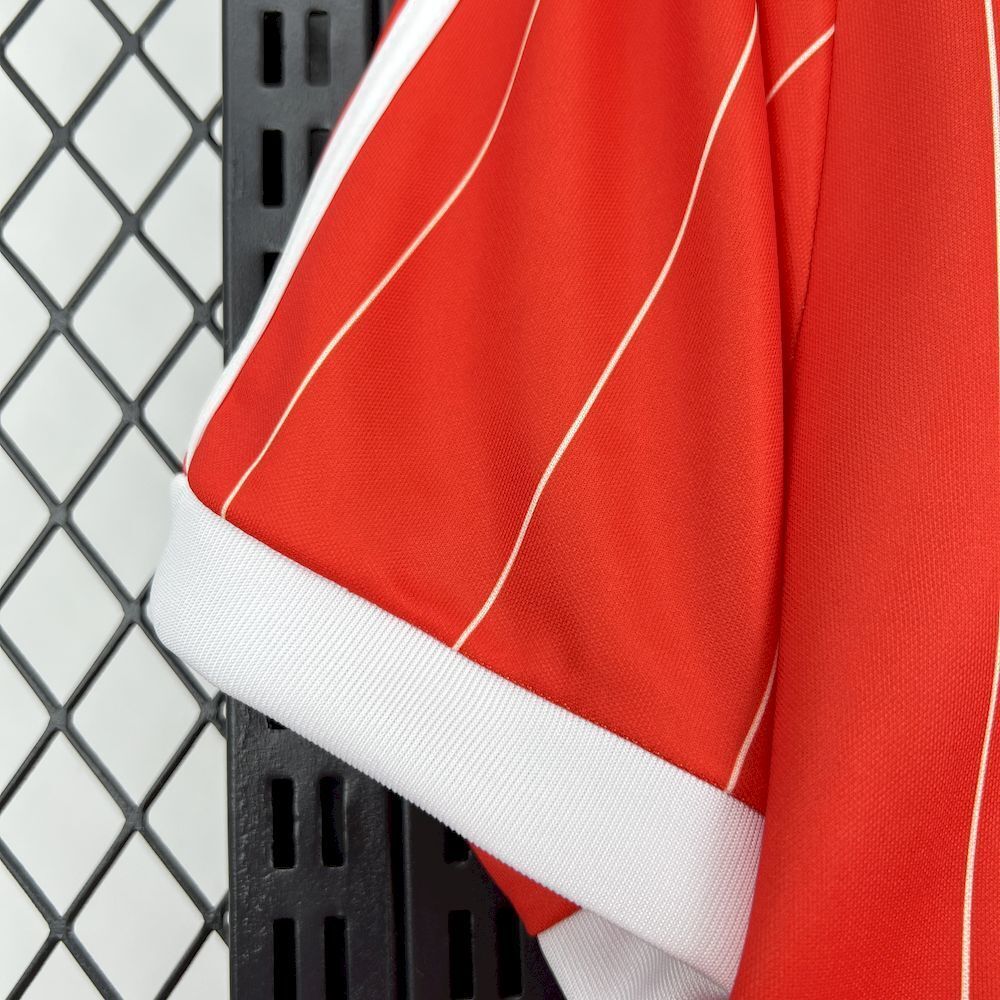 Nottingham Forest 1982/84 Home - Retro
