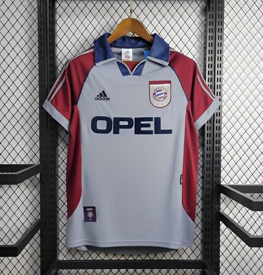 Bayern Munich 1998/99 Away - Retro