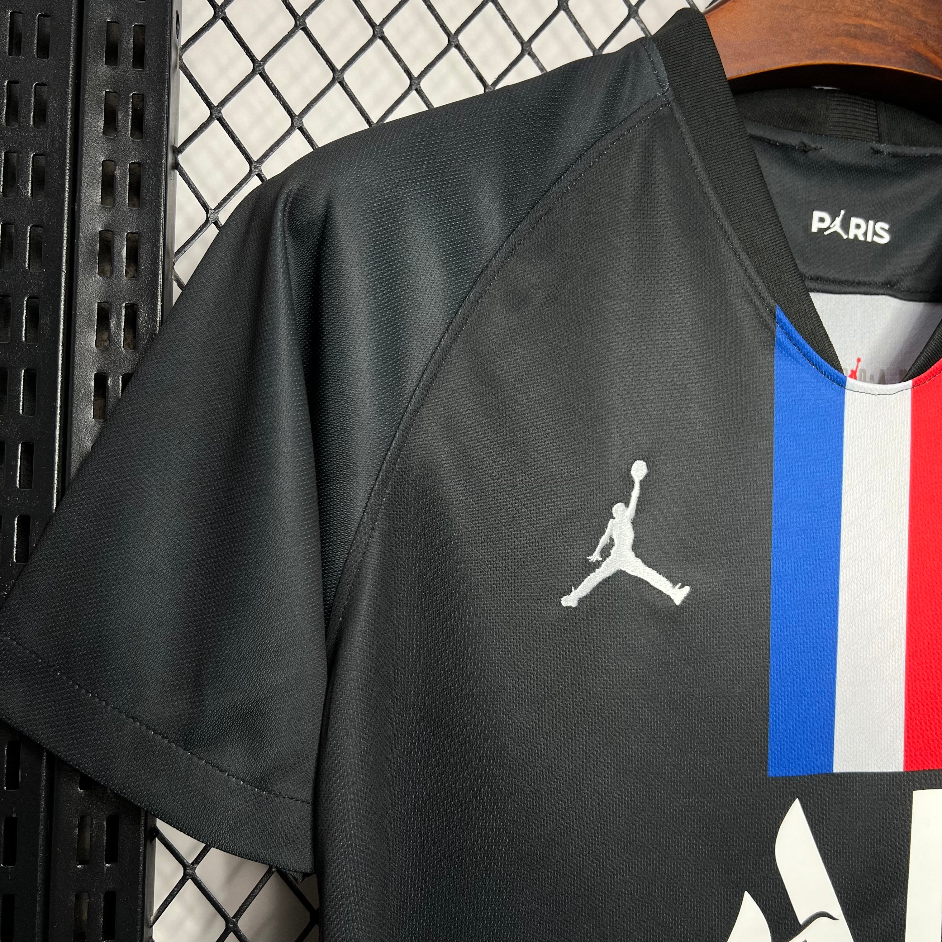 Paris Saint-Germain 2019/20 Fourth - Retro