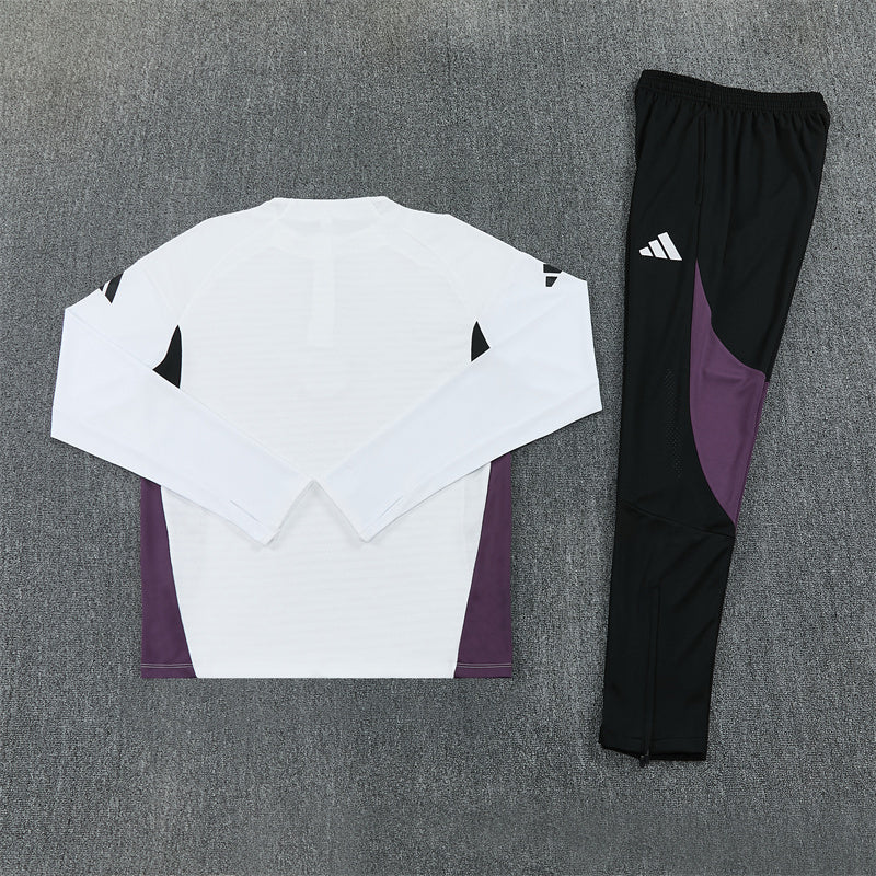 Manchester United 2025/26 White ¼  Zip Training Set | Adult + Kids Sizes