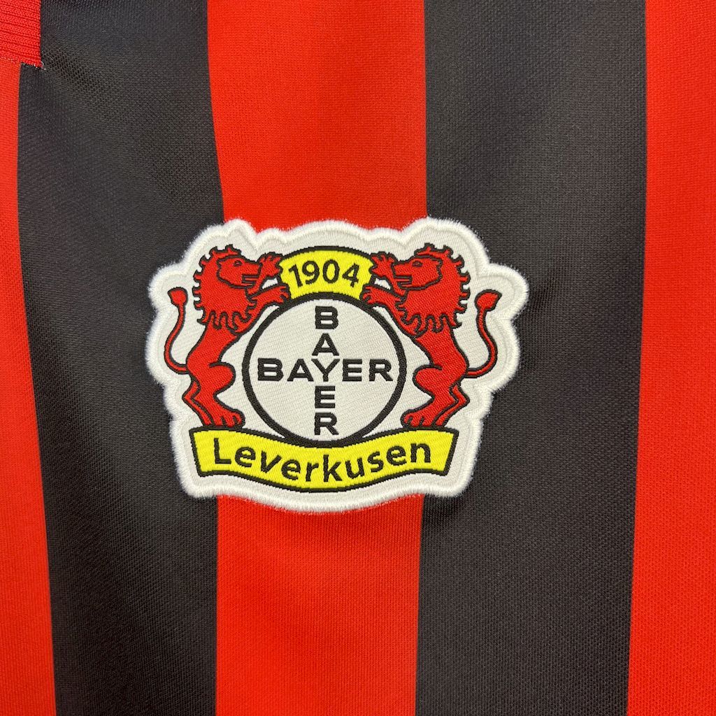 Bayer Leverkusen 2000/01 Home - Retro