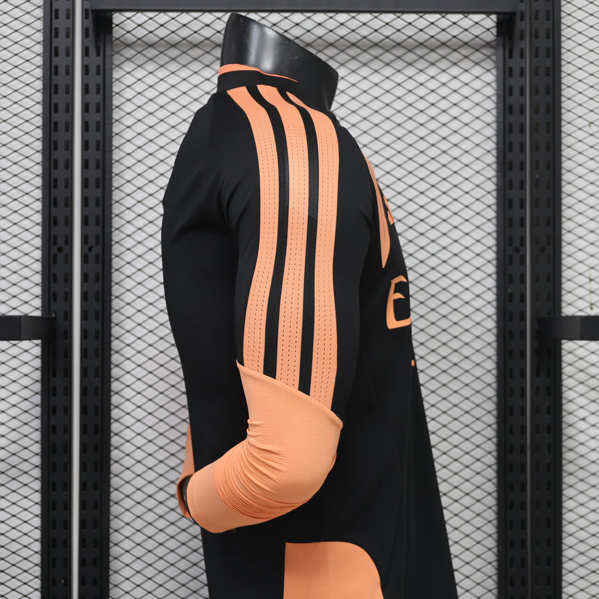 Arsenal 2026/27 Black ¼  Zip Player Version Training Top