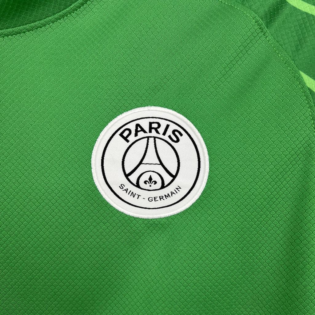 Paris Saint-Germain 2024/25 Fourth Goalkeeper Long Sleeve - Fan Version
